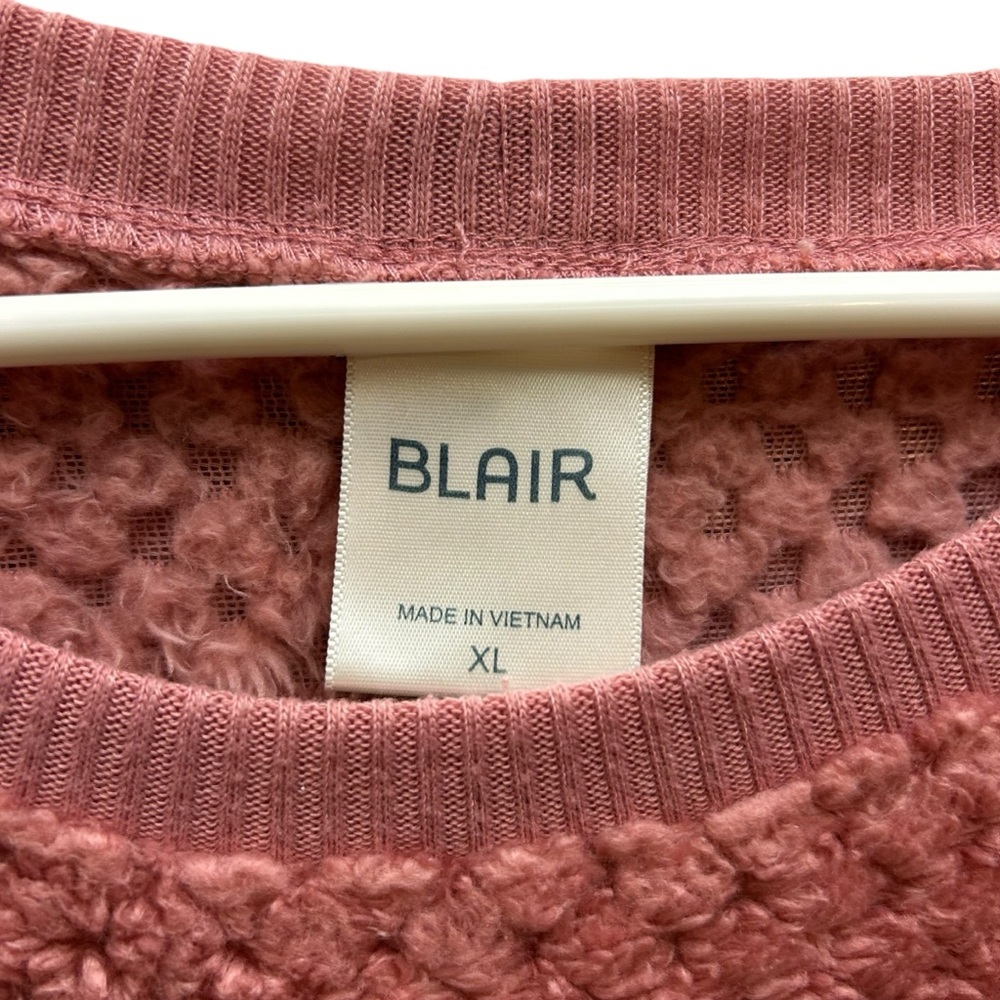 Vintage Blair Pink Textured Knit Sweater Fuzzy Cozy Pullover Crewneck - Picture 5 of 10